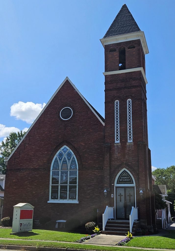 Home church exterior 5 cropped